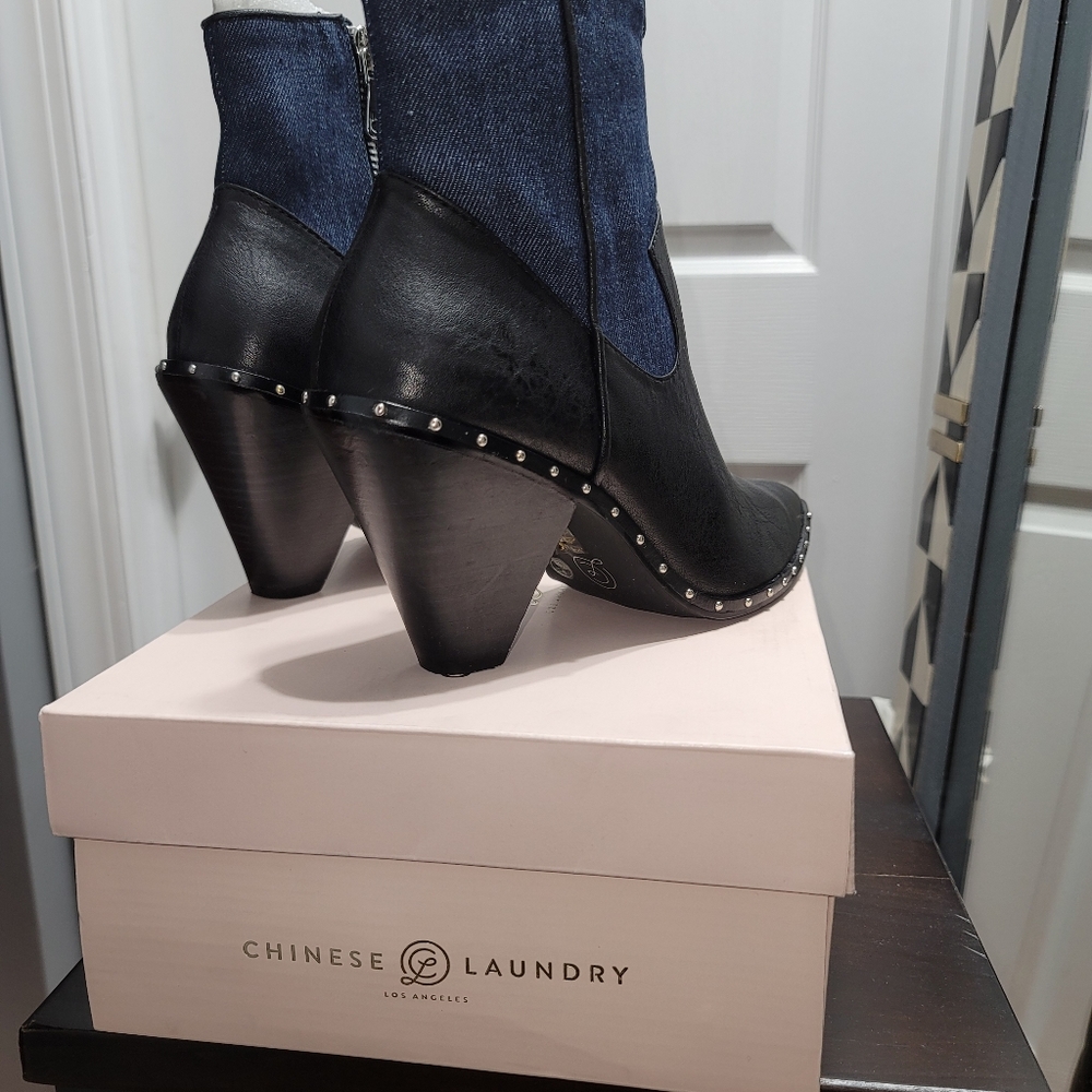 Chinese Laundry womens Ramble Western Ankle Boots